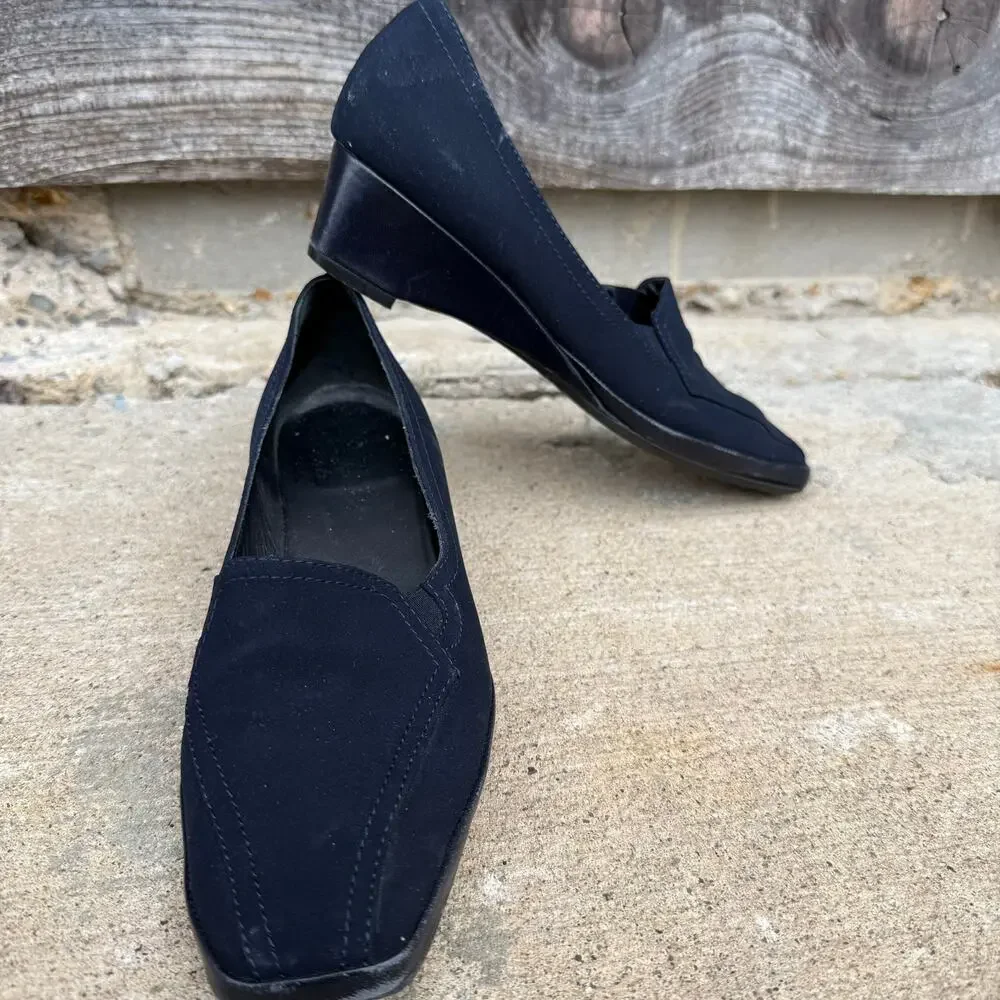 Rangoni Wedge Loafers Square Toe Vintage Italian Womens 7 B Navy Blue‎